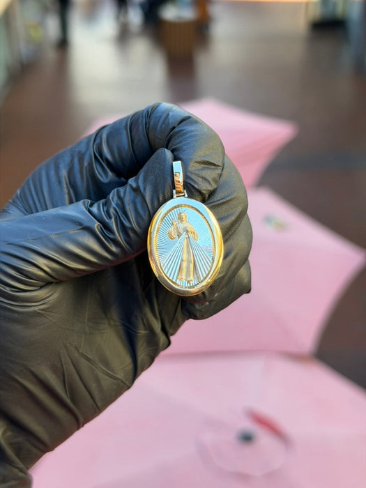 Divine Mercy Jesus Oval Pendant