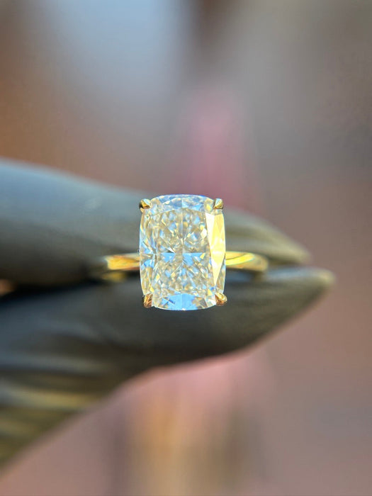 Classic Basket Solitaire Engagement Ring — original photograph 2
