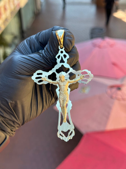 Diamond-Cut Crucifix Pendant