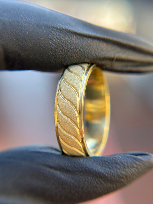Sanded Swirl Ring — original photograph 3