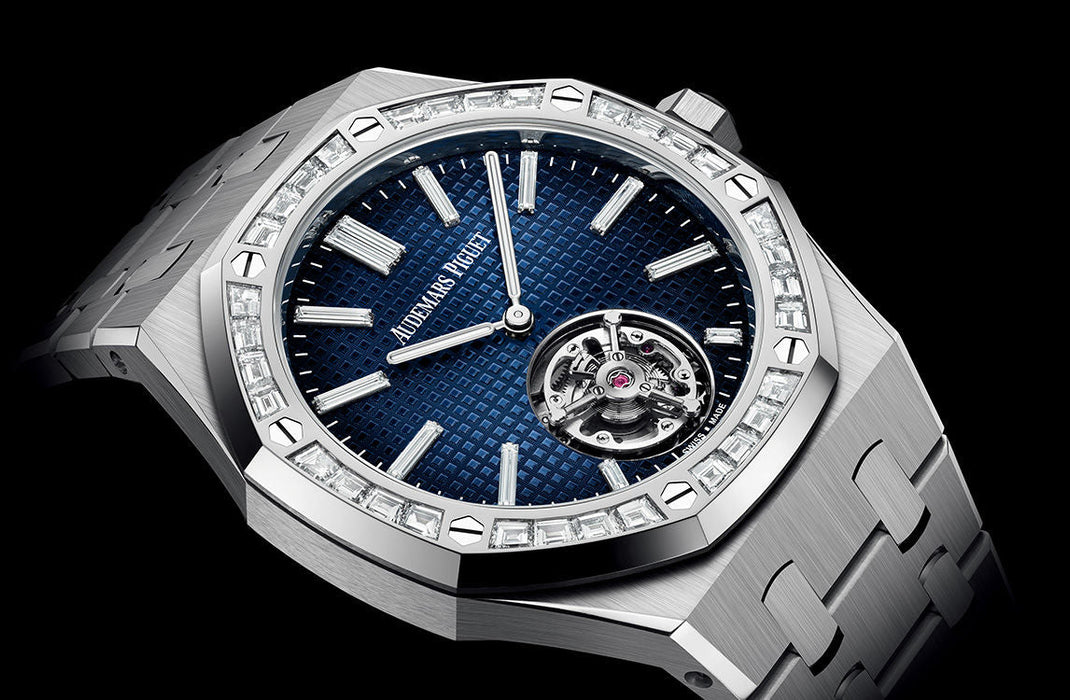 Audemars Piguet - 37 mm - 18K White Gold