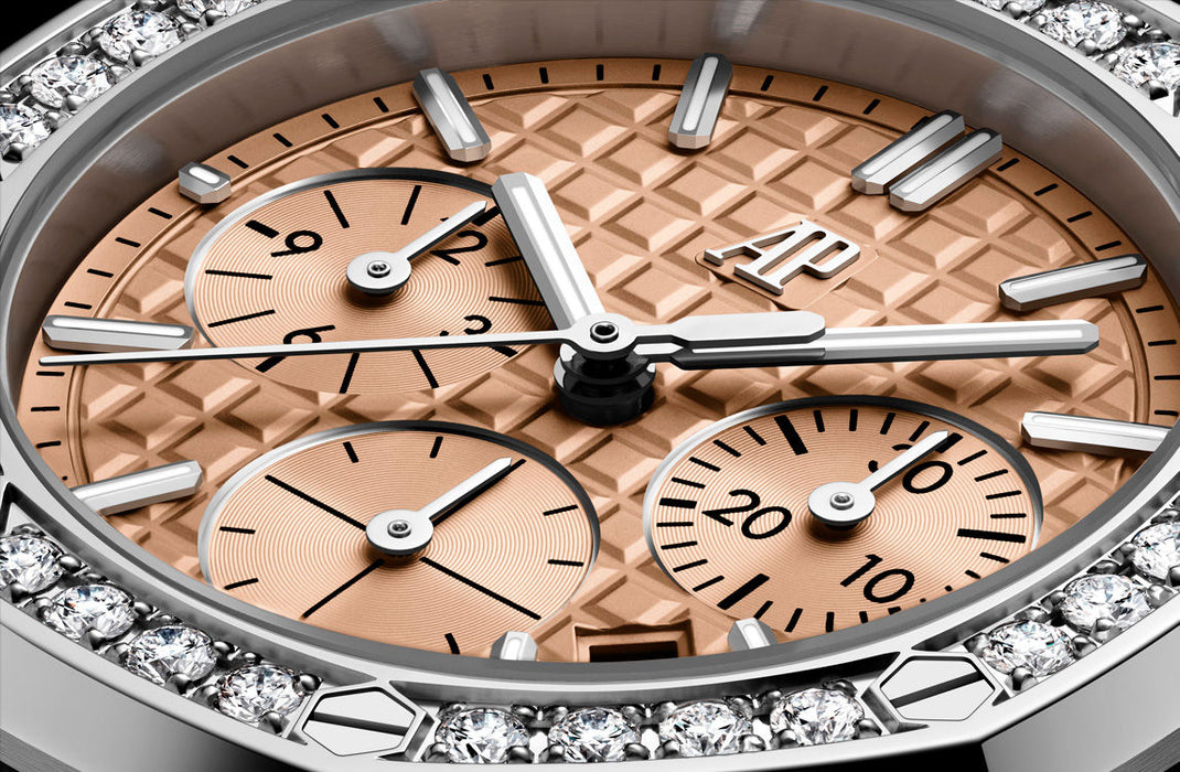 Audemars Piguet - 37 mm - Stainless Steel