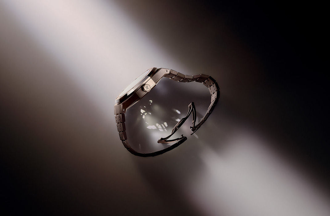 Audemars Piguet - 41 mm - 18K Sand Gold