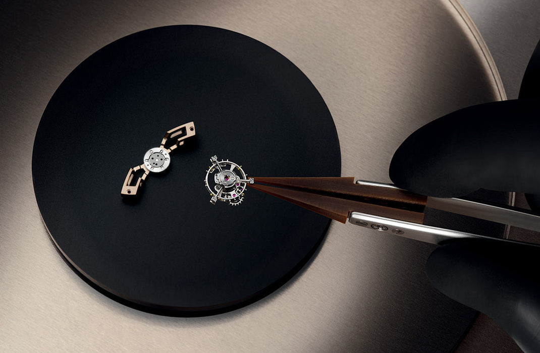 Audemars Piguet - 41 mm - 18K Sand Gold