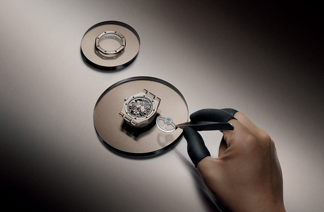 Audemars Piguet - 41 mm - 18K Sand Gold