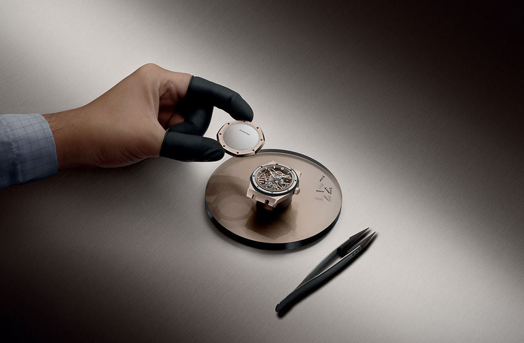 Audemars Piguet - 41 mm - 18K Sand Gold