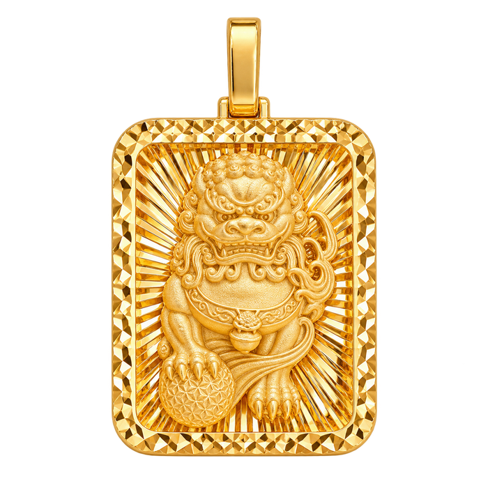 Diamond-Cut Back and Border Foo Dog Pendant — polished yellow gold on transparent background