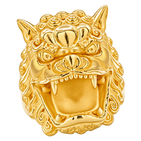 Polished yellow gold Growling Fudog Ring on a transparent background