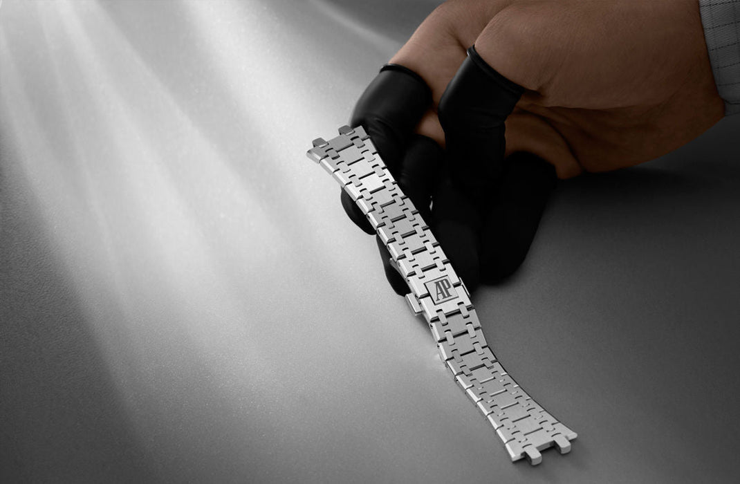 Audemars Piguet - 38 mm - Stainless Steel