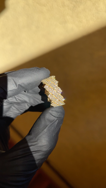 Staggered Cuban Diamond Ring — original photo
