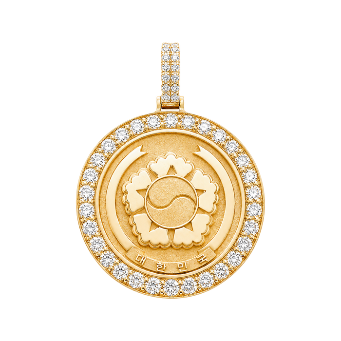 Emblem of South Korea Diamond Framed Pendant — yellow gold