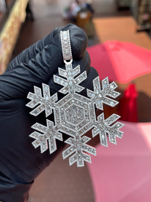 Snowflake Diamond Pendant alternate view