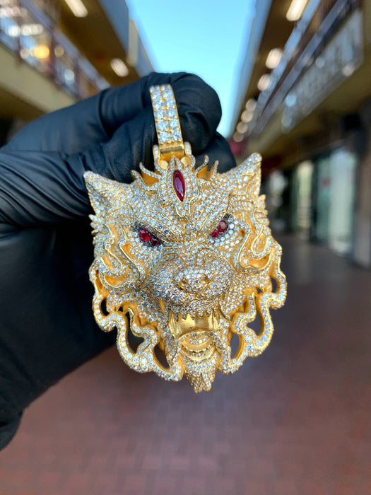 Wolf Fully Diamond Pendant