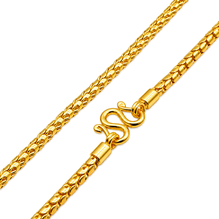 4.2MM Dragon Scale Chain polished gold detail