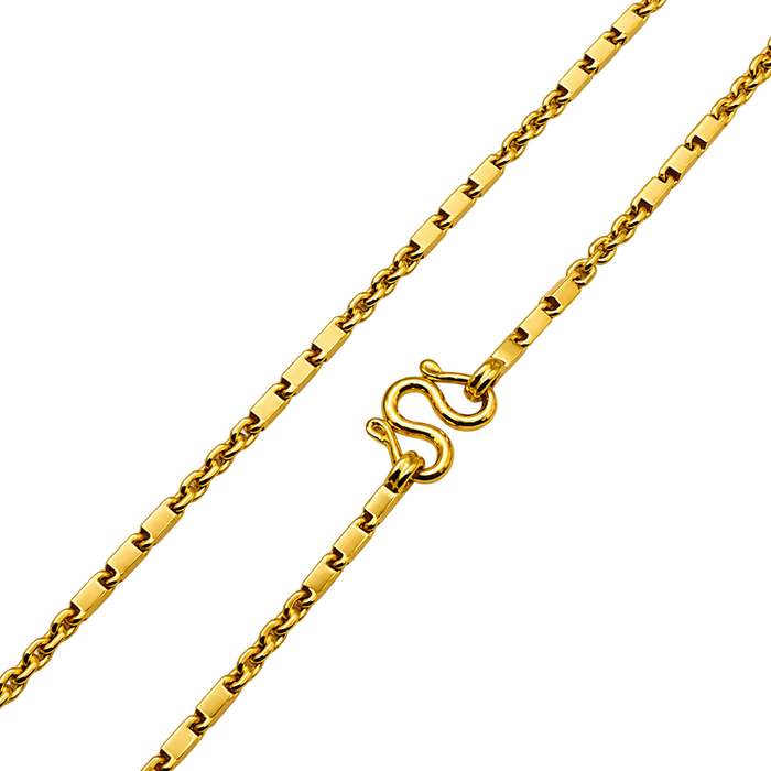 2.4MM Baht & Anchor Link Chain polished gold detail
