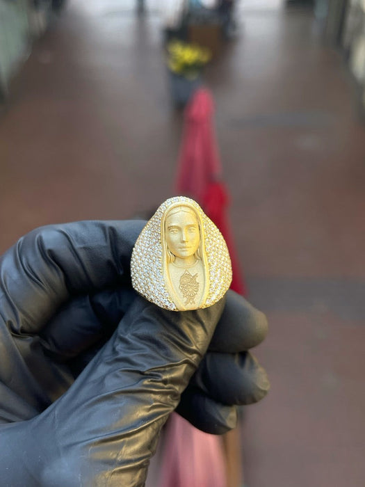 Virgin Mary Diamond Veil Ring — original photo