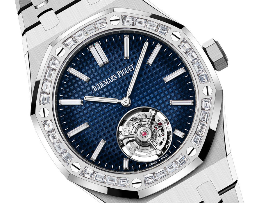 Audemars Piguet - 37 mm - 18K White Gold